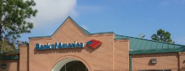 Bank of America is one of Gezikaさんのお気に入りスポット.