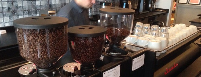 Gorilla Coffee is one of Posti che sono piaciuti a Danyel.