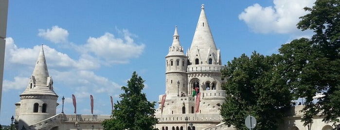 Bastion des pêcheurs is one of Budapest.