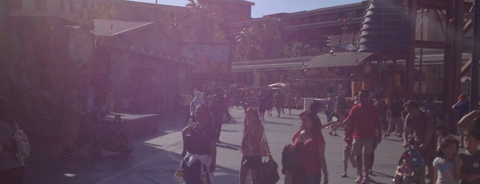 Condor Flats is one of Disneyland Backstage.