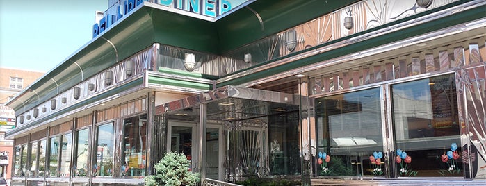 9 of the Last Stand-Alone Diners in NYC