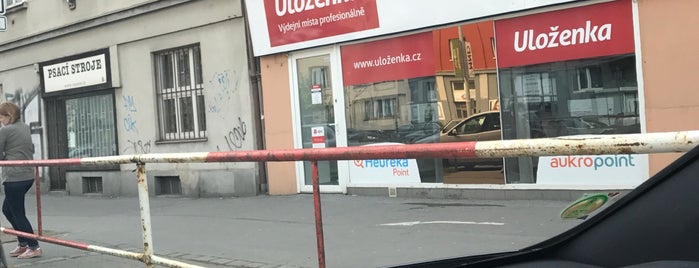 Uloženka.cz (HeurekaPoint) is one of Výdejní místa eshopu Moderni-domacnost.cz.