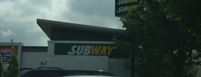Subway is one of Phat's Saved Places.