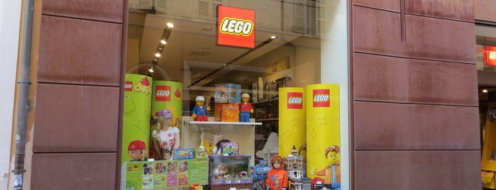 Lego Store 2 is one of Negozi.