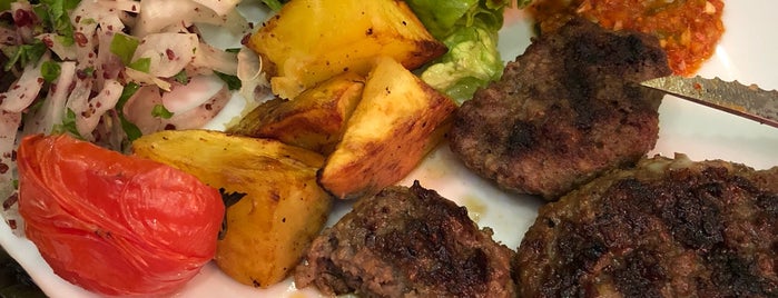 Meat & Meet Kasap Dursun is one of Lugares favoritos de Numan.