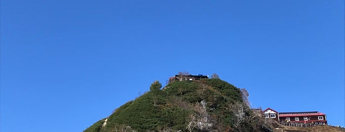 燕山荘 is one of 日本の🗻ちゃん(⌒▽⌒).