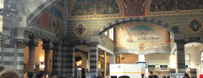 ヘント＝シント＝ピーテルス駅 is one of Belgium.