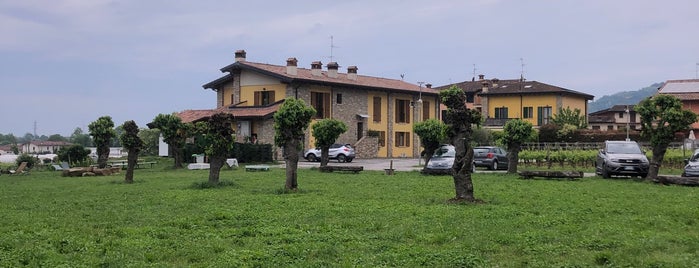 Agriturismo La Cascina dei Prati is one of Lago di Garda.