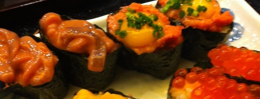 Tsukiji Tama Sushi is one of Posti che sono piaciuti a ! BETA simone.