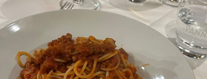 Trattoria Lungomare is one of Rocket Tower Food.