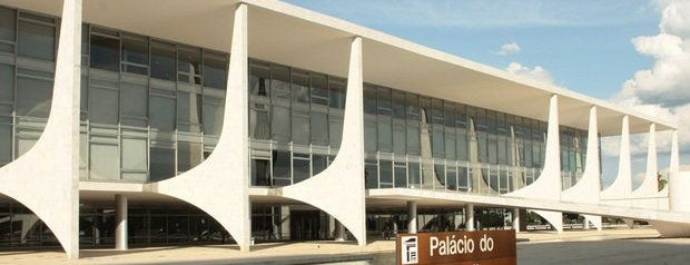 Palácio do Planalto is one of Belas construções históricas de Brasília.