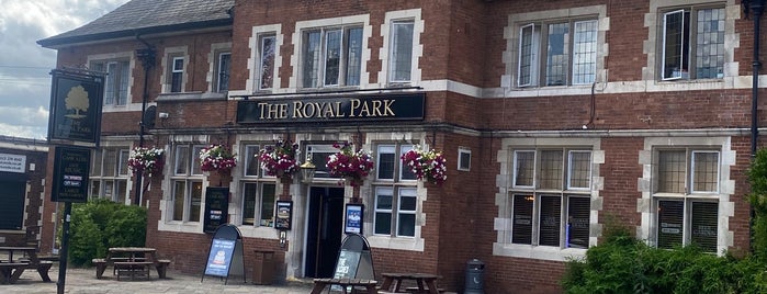 Royal Park Pub is one of Hyde Park, Leeds.