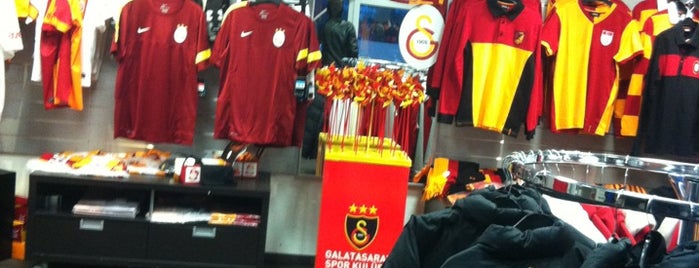 Galatasaray Store is one of Tempat yang Disukai Deniz.