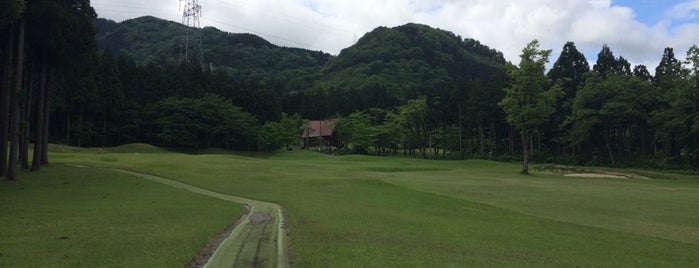 トナミロイヤルゴルフ倶楽部 is one of 富山県のゴルフ場.