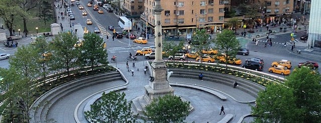 Columbus Circle is one of Nova York.