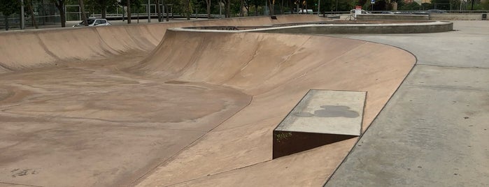 Skatepark Guineueta is one of Barcelona skate spots.