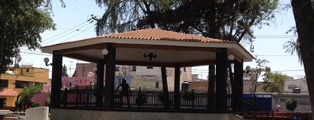 Glorieta de Los Ahuehuetes is one of Lugares favoritos de Victor.