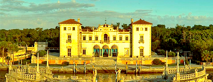 Vizcaya Museum and Gardens is one of viajes.