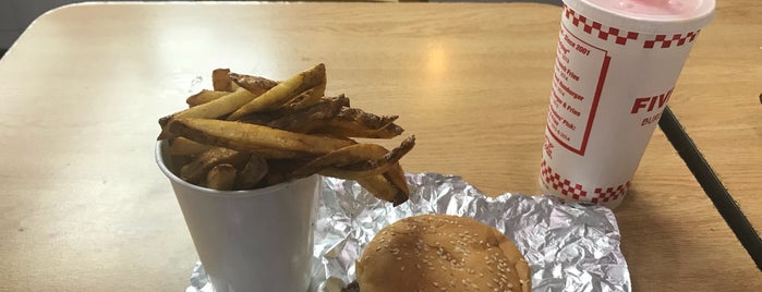 Five Guys is one of Favorites local.