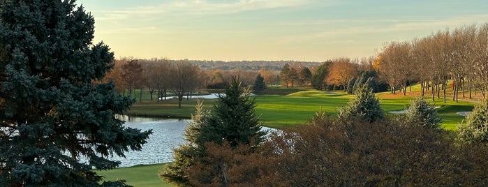 Shadow Ridge Country Club is one of Homaha.