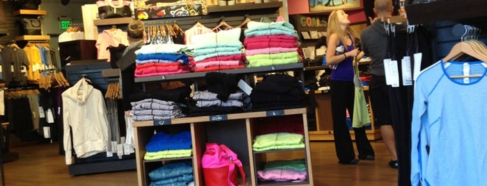 lululemon athletica is one of All-time favorites in United States.