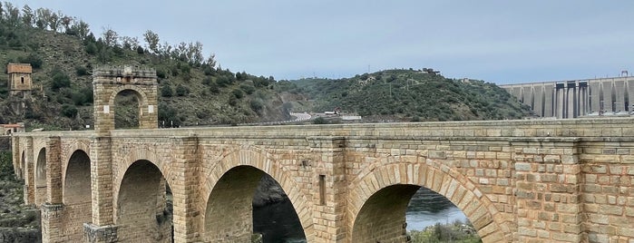 Puente Romano De Alcántara is one of İSPANYA.