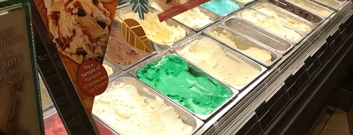 Cold Stone Creamery is one of Lugares favoritos de Nicholas.