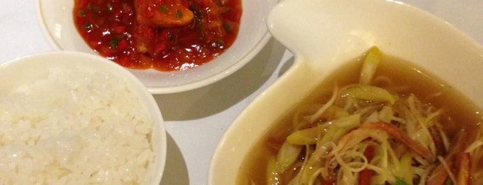Chinese Restaurent KEI-KA-EN is one of Lugares favoritos de Tomo.