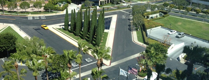 Wyndham Irvine-Orange County Airport is one of airports.