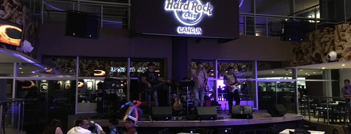 Hard Rock Cafe Cancun is one of Канкун.