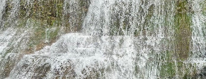 Lower Falls is one of Swimming Holes.