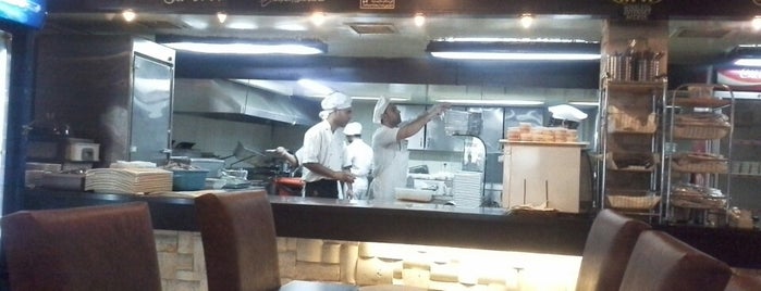 Buffalo Restaurant | رستوران بوفالو is one of رستوران‌های پیشنهادی‌ در همه‌جای ایران.