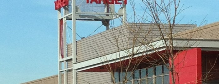 Target is one of Tempat yang Disukai Melanie.