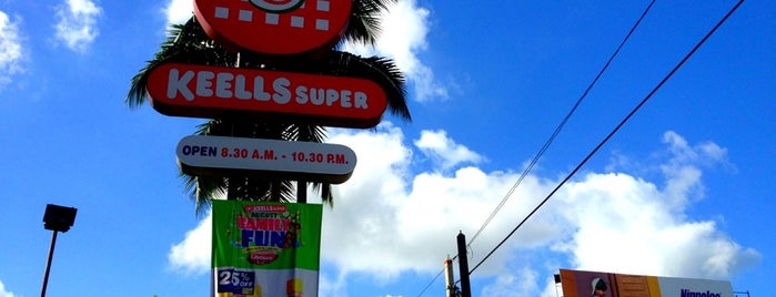 Keells Super is one of Where you can find a Keells Super on the way....