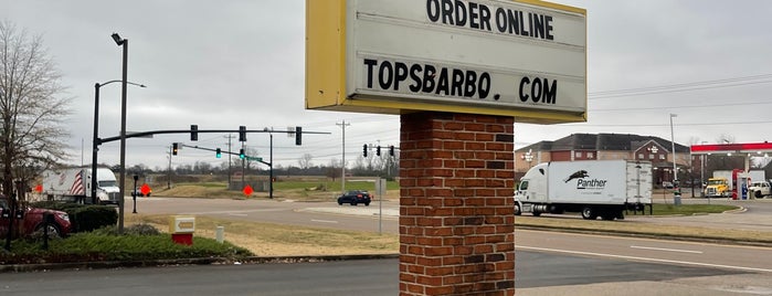 Tops Bar B Q is one of Memphis, TN.
