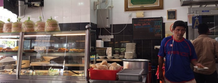 sahabah cafe pekan sg besi is one of Favorite Food.