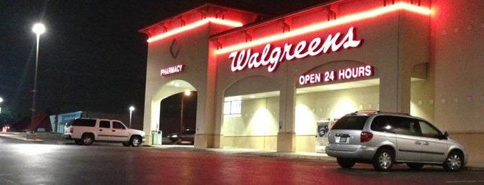 Walgreens is one of สถานที่ที่ Sam ถูกใจ.