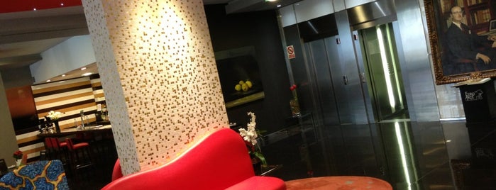 Hotel Axis Vigo is one of Luisさんのお気に入りスポット.