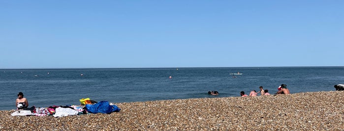 Herne Bay Beach is one of Holiday.