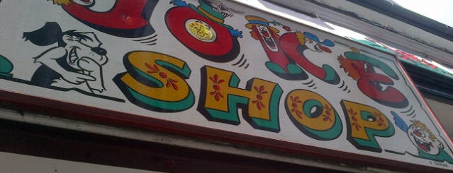 Looe Bay Joke Shop is one of Cornwall.