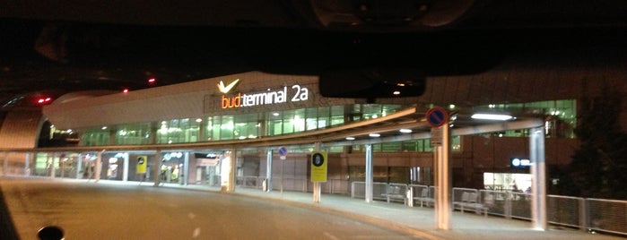 Международный аэропорт имени Ференца Листа (BUD) is one of Budapeşte.