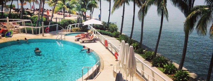 The Spa at Mandarin Oriental, Miami is one of Tempat yang Disukai Greg.