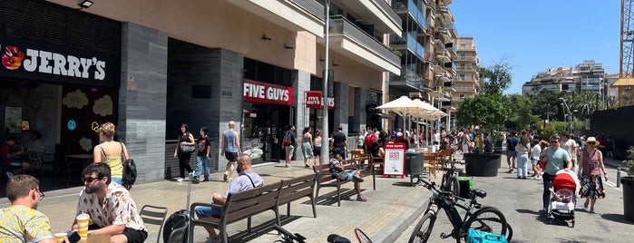 Five Guys is one of BarcelonA.