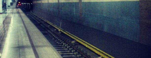 Egaleo Metro Station is one of Spiridoulaさんのお気に入りスポット.