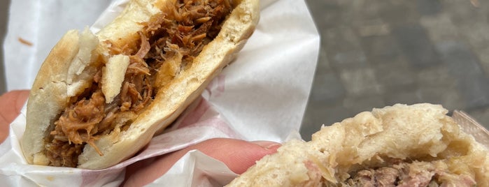 Mo Sarpi is one of The best street food points of Milan.