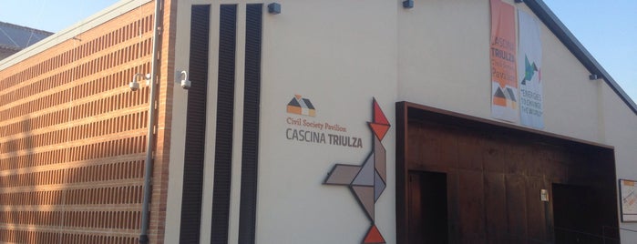 Cascina Triulza is one of Locais curtidos por Dave.