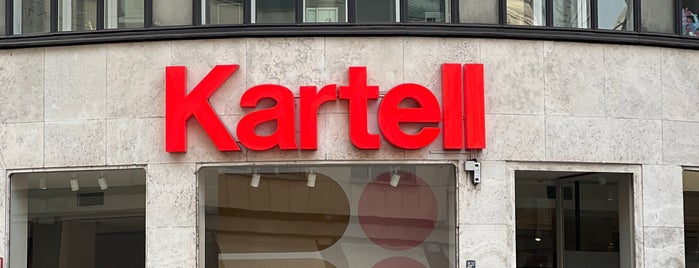 Kartell Flagship Store is one of Milano.