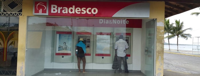 Bradesco is one of Casório Trancoso.