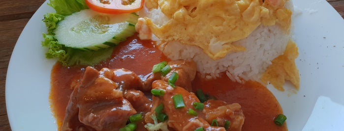 บ้านกลางซอย is one of Top picks for Thai Restaurants.