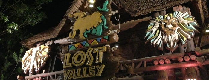 Lost Valley is one of สถานที่ที่ Walid ถูกใจ.